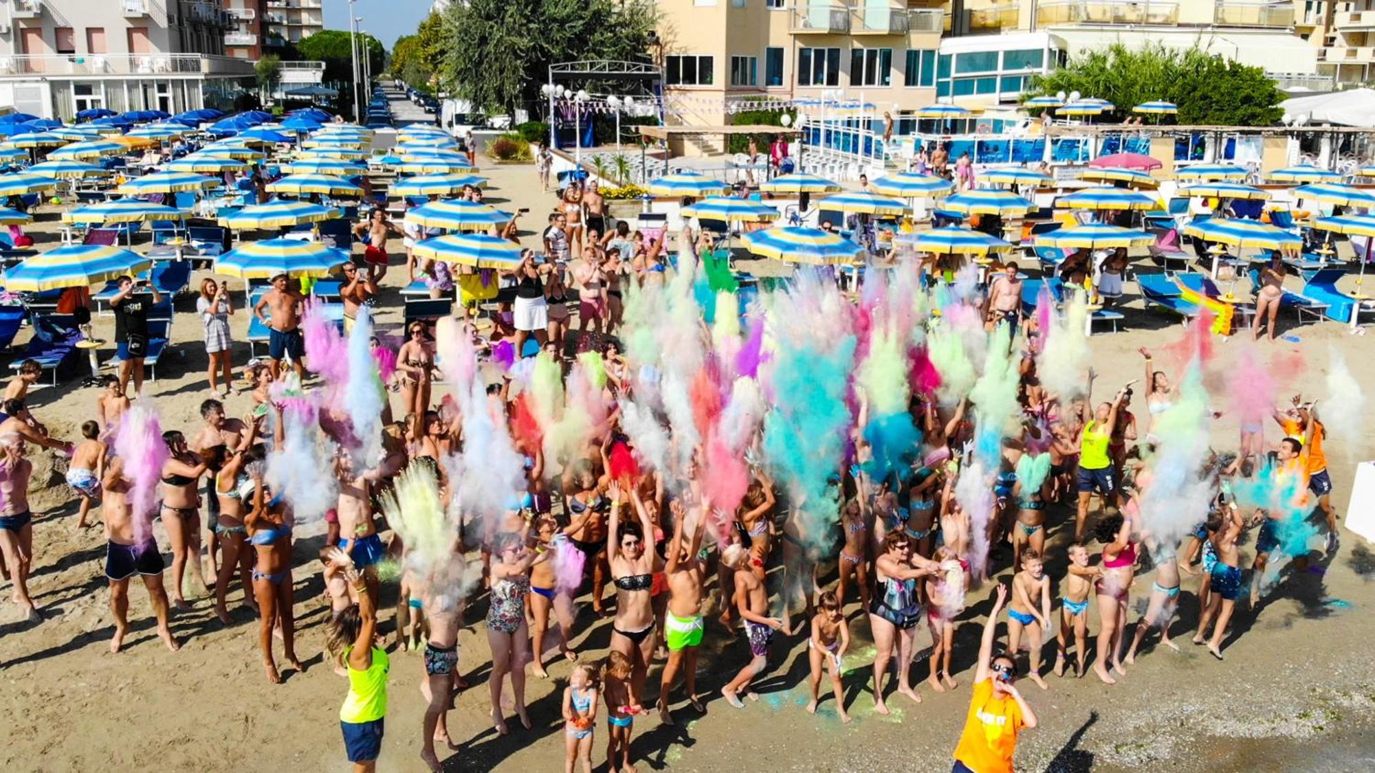 Bikini Tropicana Family Hotel Лидо-ди-Савио Экстерьер фото